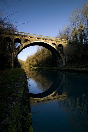 Riqueval Bridge